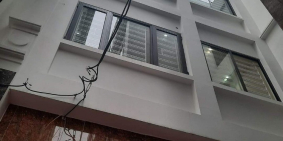 BÁN NHÀ! P/Lô ôtô. Hồng Tiến  - Bồ Đề , dt 70m2 x 4t, mt 4.5m giá chỉ 6.2 tỷ.