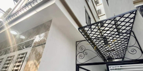 NHÀ ĐẸP! Ôtô đỗ cửa. Nguyễn Văn Cừ - Long Biên, dt 38m2 x5t, mt 4m, giá 4.2tỷ.