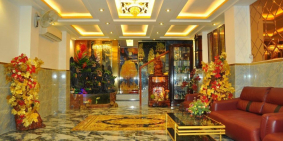 QUÂN 1 -MẶT PHỐ NGUYỄN VĂN CỪ  7 TẦNG -MẶT TIỀN 5M -CÔNG NHẬN ĐỦ