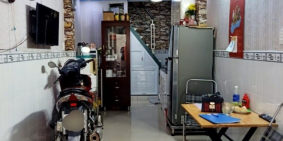 2tỷ15 có nhà Lý Thường Kiệt! Nhà rộng 3 tầng, trung tâm p10 q Tân Bình