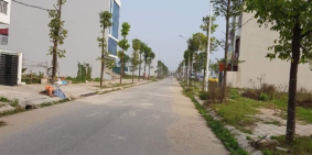 Chủ cần vốn làm ăn nên cần bán nhanh lô đất SHR TC 100%