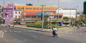 Cần tiền kinh doanh bán lô mặt tiền Hùng Vương ngay chợ cam lợi