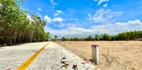 Bán gấp 250m2 đất thổ cư gần sân bay lộc an hồ tràm giá ngộp