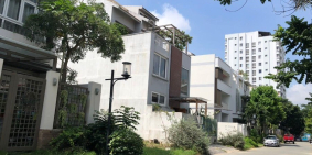 Còn lô duy nhất MT Nguyễn Quý Cảnh, Quận 2, dt 105m2, giá 2.7 tỷ đối diện Trường