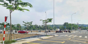 Cần bán lô đất ngay vòng xoay Kim Hằng Tân Uyên - Bình Dương giá chỉ 450 triệu