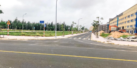  NÓNG-ĐẦU TƯ KHU NGUYỄN VĂN HUYÊN PHÍA SAU MAISON VỚI GIÁ THẤP HƠN THỊ TRƯỜNG