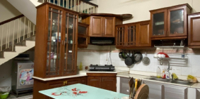 Cần cho thuê GẤP phòng 36m2 ở trung tâm Quận 3, 4.9 triệu/tháng, bao điện, nước,