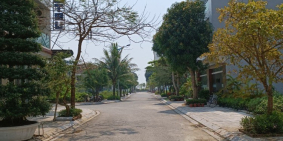 Chính Chủ Bán Lô Đất Mặt Tiền Vị Trí Đẹp Ngay Cổng Chính FLC Đường Trần Nhân Tôn