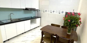 Bán nhà phố Võng Thị, Tây Hồ mới đẹp, gần Hồ 47m2, 4.8m giá chỉ 7.9 tỷ.