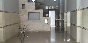 Bán nhà 1 trệt 1 lầu chợ phường 4, tp Vị Thanh, tỉnh Hậu Giang.