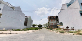 Kẹt tiền sang gấp lô MT Lý Chiêu Hoàng, P6, Q6, 80m2, xây tự do. Giá 2.6 tỷ