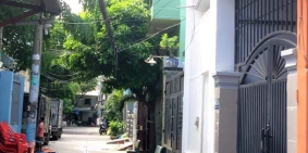 Cần BÁN GẤP nhà Phan Sào Nam, 70m2, HXH tránh, giá chỉ 5.6 tỷ