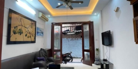 Bán gấp siêu phẩm nhà Xã Đàn, 35m, ngõ rộng , đường xe máy tránh