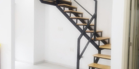 Giá tốt - bán căn officetel 3.8 tỷ tại Kingston Residence, nội thất như hình.