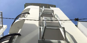 Nhà Lạc Long Quân, Tân Bình, 4 tầng BTCT, hẻm 5m ô tô đỗ cửa giá chỉ nhỉnh 5 tỷ