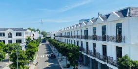 Mình cần bán nhà 1 trệt 2 lầu, SHR trung tâm TP Dĩ An 4.799 tỷ