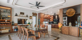 Hàng xóm bầu Hiển mặt tiền 11m mặt phố Hai Bà Trưng sầm uất 368m2 chỉ 139 tỷ.