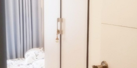 Bán căn góc 3PN đầy đủ nội thất y hình, hướng mát. Giá 8.8 tỷ bao hết.