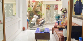 Nhà 2 Bà Trưng-47m x 4 tầng-Ngõ 2 ô tô tránh - 3,6 tỷ