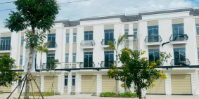 Bán nhà Phố 1trệt 2 lầu tại TT TP Châu Đốc