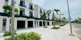 Nhà phố liên kề gần TT TP Châu Đốc