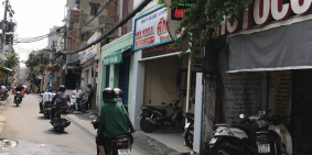 Nhà bán 2 măt tiền trước sau đường bành văn trân