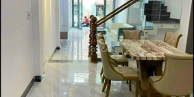 [Tin H0t] Bán gấp nhà mặt tiền đường ngay trung tâm quận 5