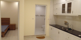 Căn hộ 01PN, tầng đẹp tòa CT2C khu đô thị mới Nghĩa Đô, 45m2 giá 1,95 tỷ.