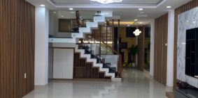 Nhà đẹp 3 lầu chỉ 4.8 tỷ đường 1/ hà huy giáp gần ngã tư ga