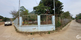 Bán đất nền Mộc Châu 2 mặt tiền 2000m2, 420m2 ODT tại TK Bó Bun