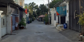 Bán nhà dọn vào ở ngay đường ô tô