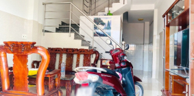 Nhà mới 2 lầu/sân thượng, hẻm thẳng sát đường Âu Dương Lân P3Q8