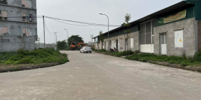     em đang cắt lỗ mâý  lô  chính chủ em còn  đất  Huyện  Tiên Du  Tỉnh