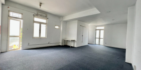 Chính chủ- Văn phòng cho thuê Q4 View 2 mặt tiền siu đẹp