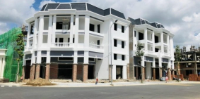 Mua đất tặng vàng + Tặng luôn lợi nhuận 18%/năm + MERCEDES C300