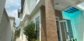  BÁN BIỆT THỰ KQH LÀNG ĐẠI HỌC HUẾ - NHÀ ĐẸP FULL NỘI THẤT 