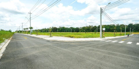 Còn duy nhất lô kề góc Mega City Kon Tum giá sốc chỉ 549 triệu/150m2.