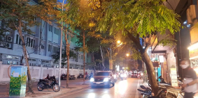 Bán Nhà Mặt Phố Trung Tâm Ba Đình- Thửa Đất Siêu Đẹp-Nhà Khung Móng Chắc Chắn.