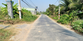 Cần Tiền Gấp Lô Đất Gần Chợ Long Cang