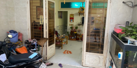 Cần bán nhà 1 trệt 1 lầu, hẻm 2,4 m