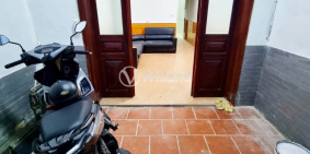 Nhà siêu rẻ 35m2 Văn Cao MT 3.3m, 3 tầng, chỉ 3.6 tỷ