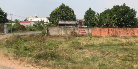 Chính chủ bán đất thổ cư đường 647 cách ql22 70 m,thuận tiện giao thông