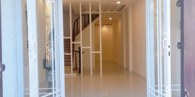 Bán nhà Lạc Long Quân, Tân Bình, HXH, 45m2, 2 lầu đúc, nhỉnh 5 tỷ - 0977943598