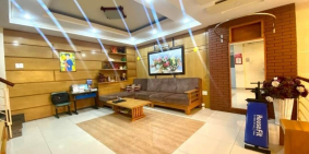 Nhà đẹp 4 tầng kiên cố. Trường Chinh cạnh Khu Bàu Cát. 7,95 tỷ