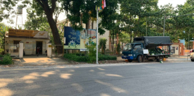 Cần bán mấy miếng đất liền kề 1000m2 Mặt tiềng đường 16m