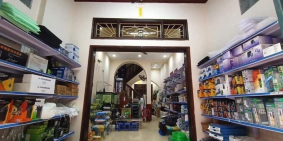 Bán nhà phố Trần Quốc Hoàn, Cầu Giấy. Dt 55m2, 4T, Mt 4.1m, 13 Tỷ. Nhà 2 thoáng