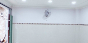 Nhà đẹp hẻm đẹp  Đường Vườn lài, DT 4*10 1 lầu đúc giá : 4.25 tỷ bớt lộc