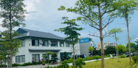 Bán ngay lô đất nền vị trí tiềm năng sổ đỏ cầm tay thuộc KĐT mới Xuân Hòa.