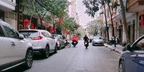 Chính Chủ Bán Nhà Mặt Phố Trần Đăng Ninh, 7 Tầng Thang Máy, Kinh Doanh