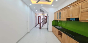 Bán nhà Thanh Trì ngõ 33 Tả Thanh Oai 2.5 tỷ. Ô TÔ đỗ, 36m2, 5 Tầng.